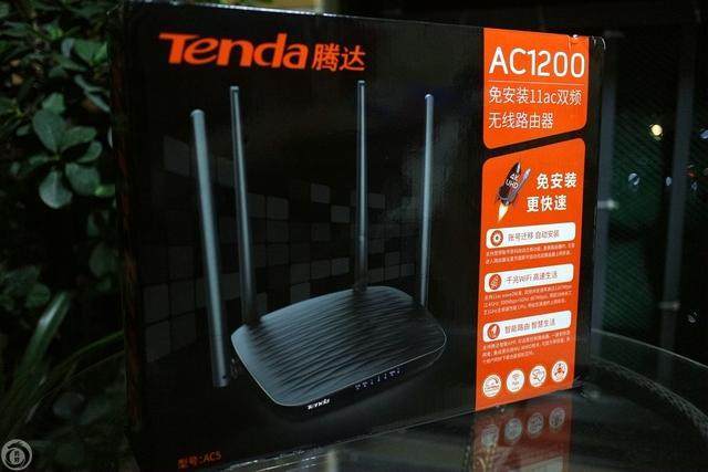 智能识别端口,免纠结更贴心,腾达AC5双频智能路由器